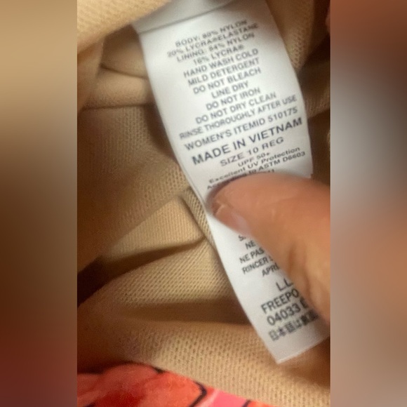 L.L. Bean One Piece Swimsuit Size 10 Reg Orange Burgundy Chevron ZigZag NWT - Picture 5 of 5